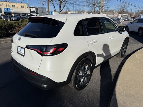 New 2026 Honda HR-V LX image 11