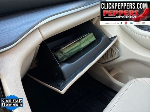 Used 2022 Jeep Grand Cherokee L Limited RWD image 17