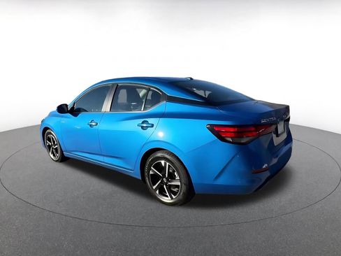 Used 2024 Nissan Sentra SV image 10