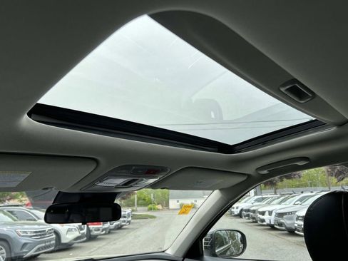 Certified 2023 Kia Telluride S w/ S Sunroof Package AWD/4WD image 10