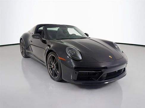 Certified 2023 Porsche 911 50th Anniversary Edition image 36