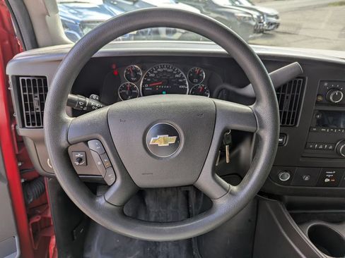 Used 2022 Chevrolet Express 3500 LS RWD image 11