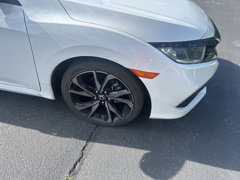 Used 2021 Honda Civic Sport image 12