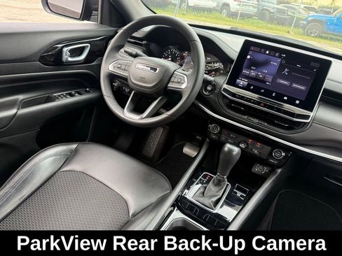 Certified 2022 Jeep Compass Altitude image 11