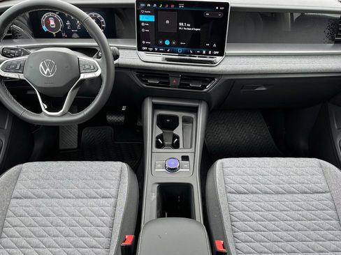New 2026 Volkswagen Tiguan S AWD/4WD image 12