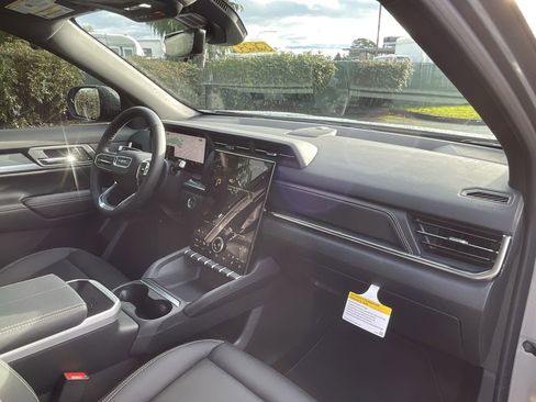 New 2026 GMC Terrain Elevation w/ Elevation Premium Package image 61