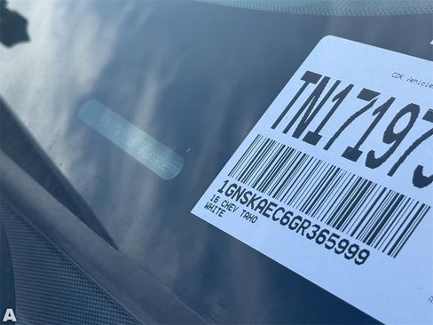 Used 2016 Chevrolet Tahoe LS image 13