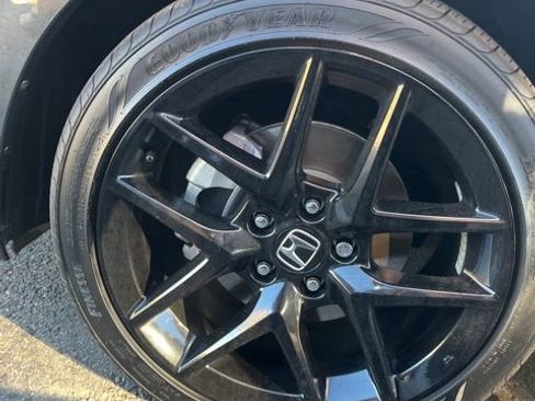 Certified 2025 Honda Civic Sport image 20