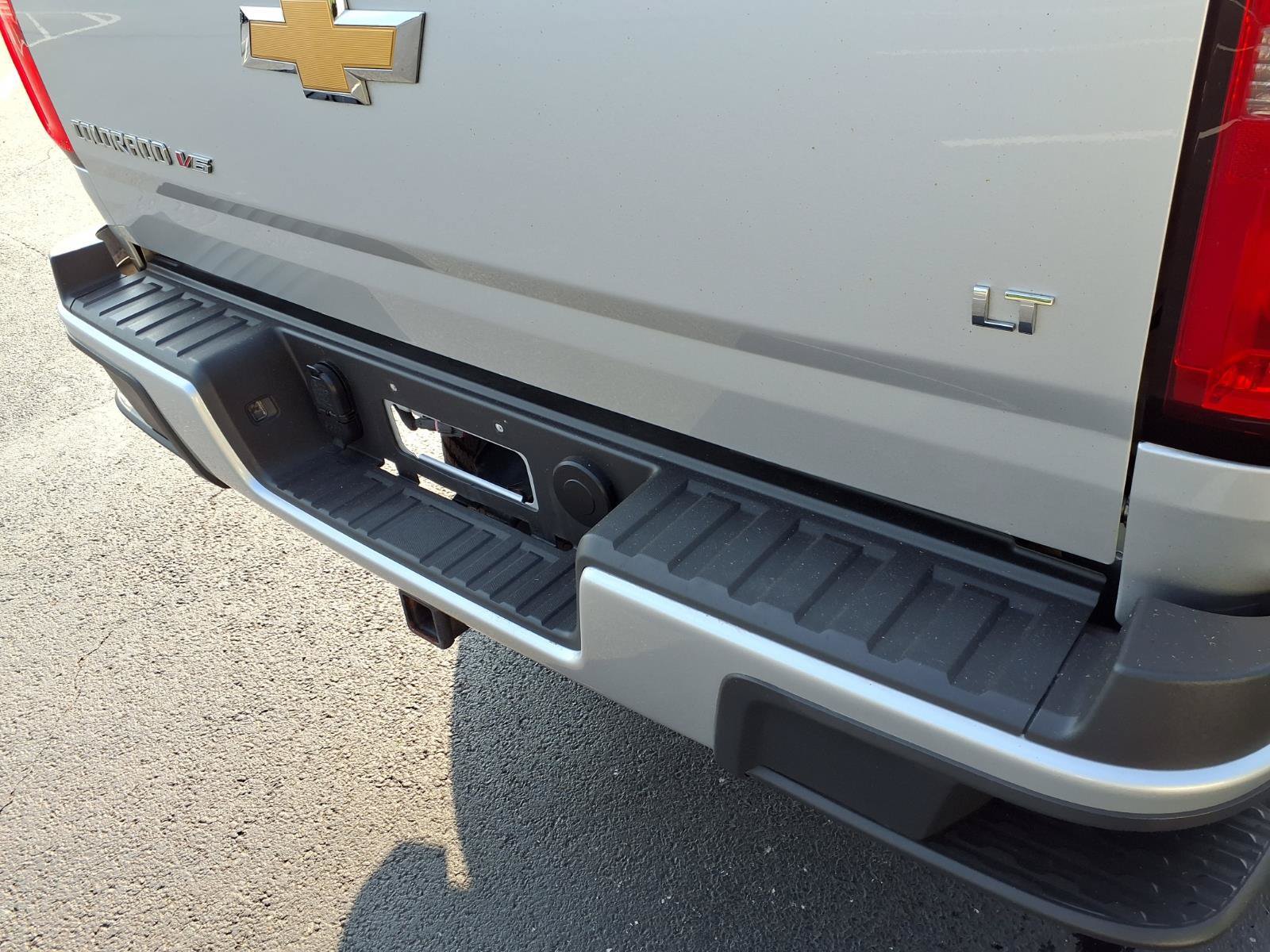 Used 2017 Chevrolet Colorado LT AWD/4WD image 27
