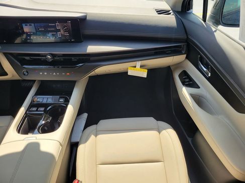 New 2025 Nissan Murano SV image 22