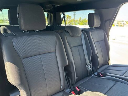 Used 2018 Ford Expedition Max XLT w/ Cargo Package AWD/4WD image 21