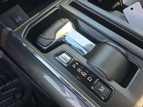 Used 2021 Ford F150 Lariat w/ Equipment Group 502A High AWD/4WD image 31