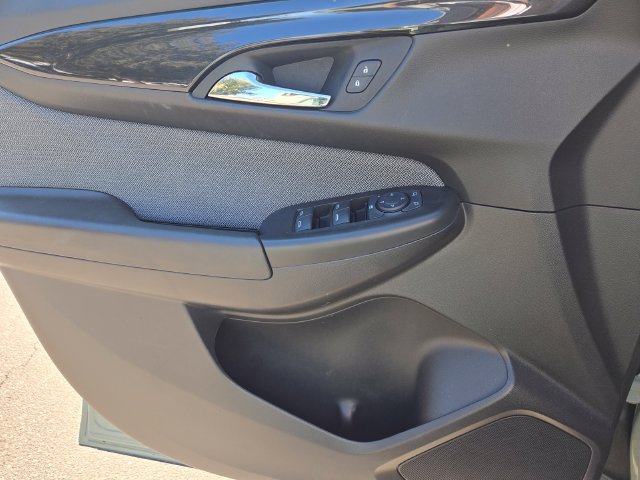 Used 2025 Chevrolet TrailBlazer LT AWD/4WD image 13