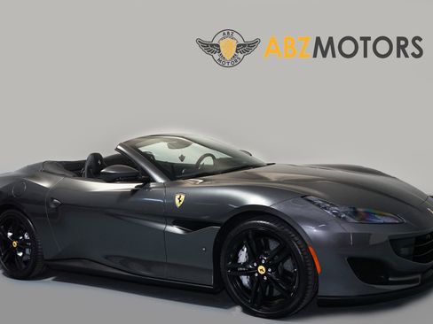 Used 2019 Ferrari Portofino image 1