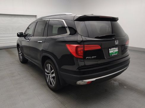 Used 2017 Honda Pilot Touring image 5