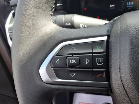 Used 2023 Jeep Compass High Altitude AWD/4WD image 20