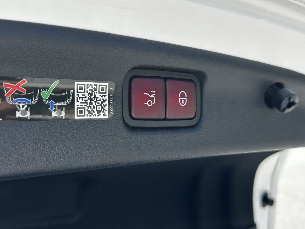 Certified 2025 Mercedes-Benz C 300 Sedan image 22