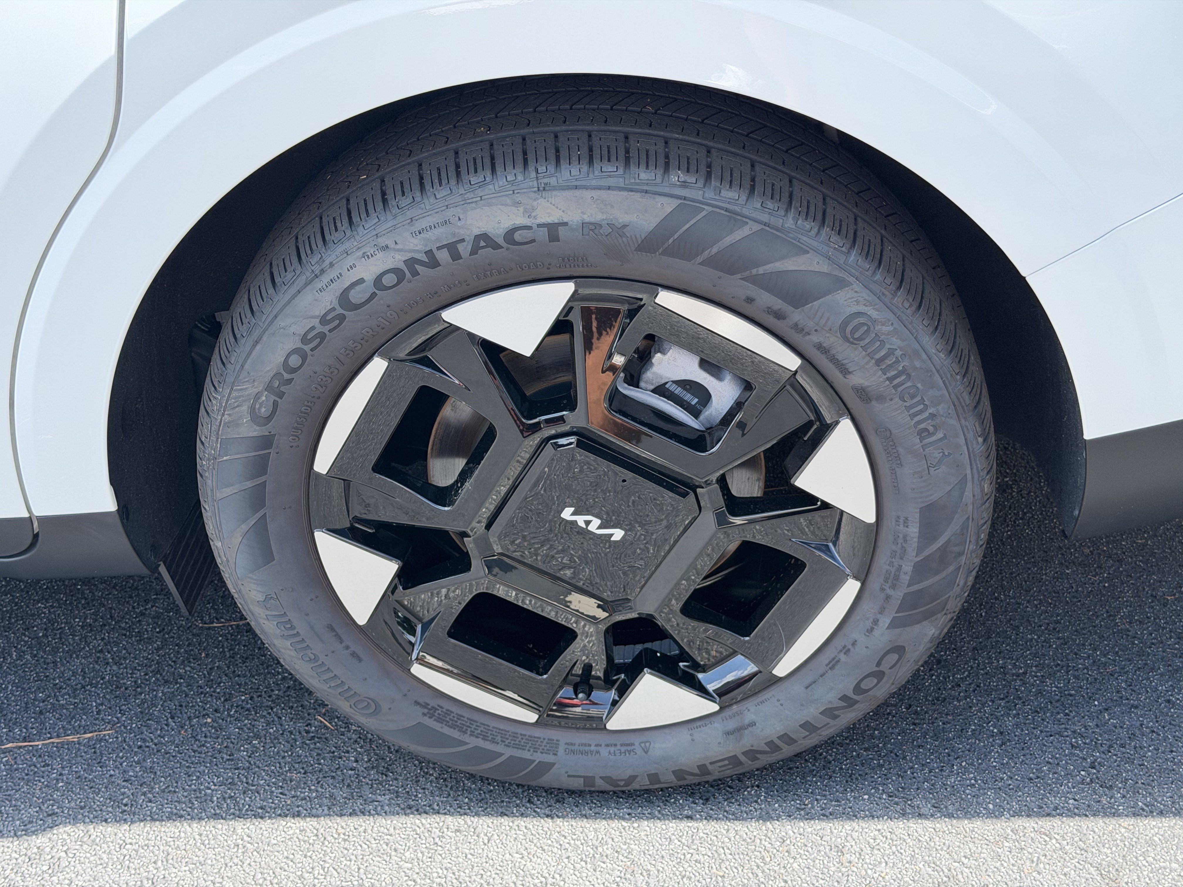 Certified 2026 Kia Carnival EX FWD image 18