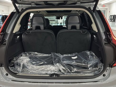 Used 2026 Volvo XC90 B6 Plus w/ Protection Package Premier image 30