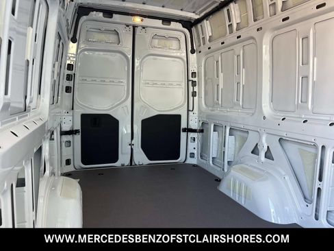 New 2026 Mercedes-Benz Sprinter 2500 image 12