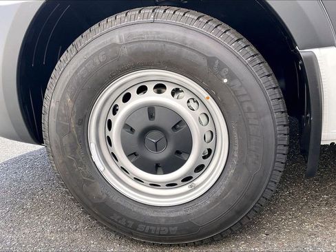 New 2026 Mercedes-Benz Sprinter 2500 image 10