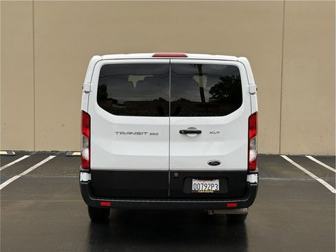 Used 2022 Ford Transit 350 XLT image 5