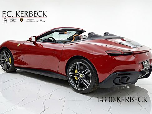 Used 2026 Ferrari Roma Spider RWD image 10