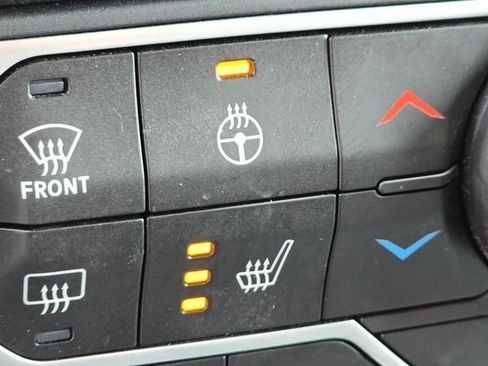 Used 2024 Jeep Wrangler Willys image 17