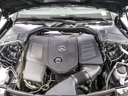 Certified 2026 Mercedes-Benz CLE 300 4MATIC Coupe image 28
