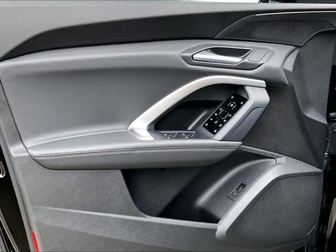New 2026 Audi Q5 Premium AWD/4WD image 10