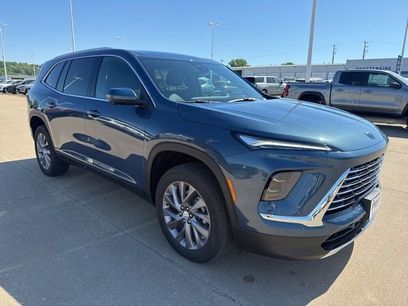 New 2026 Buick Enclave Preferred w/ Power Package