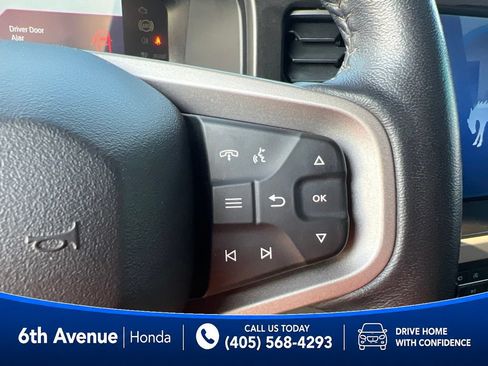 Used 2023 Ford Bronco Badlands w/ Sasquatch Package AWD/4WD image 32