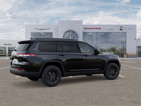 New 2025 Jeep Grand Cherokee L Altitude image 4