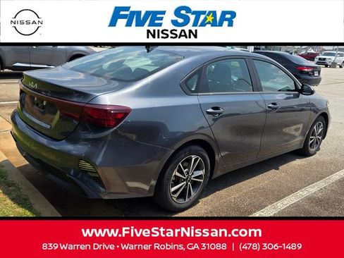 Used 2024 Kia Forte LXS FWD image 12