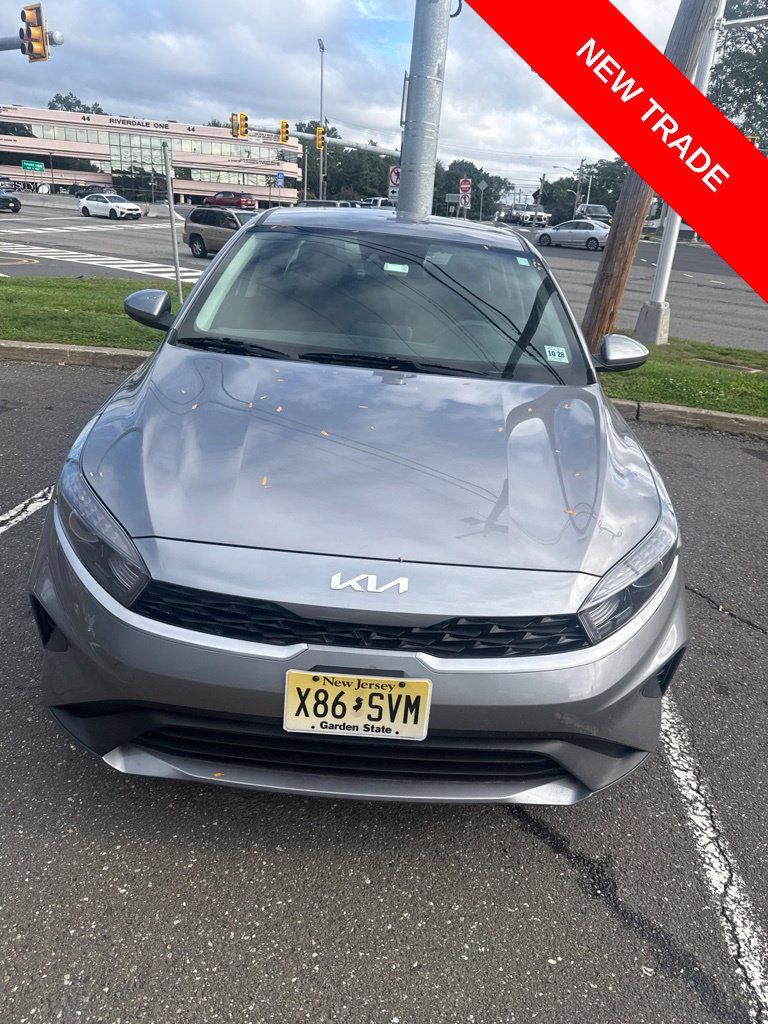 Used 2023 Kia Forte LXS FWD image 1