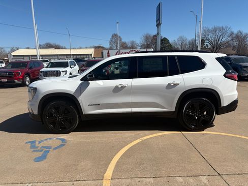 New 2026 GMC Acadia Elevation w/ Black Edition AWD/4WD image 3