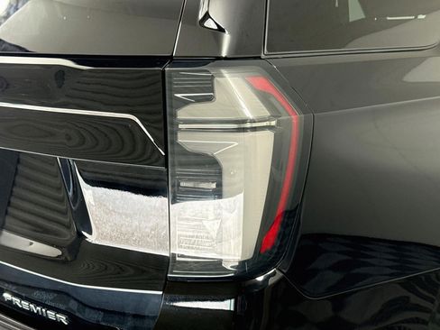 Used 2025 Chevrolet Tahoe Premier RWD image 34