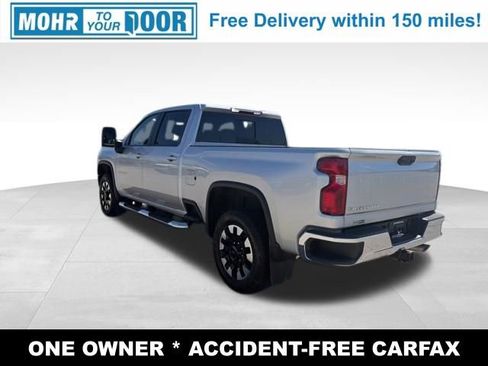 Used 2020 Chevrolet Silverado 2500 LT w/ Convenience Package AWD/4WD image 3