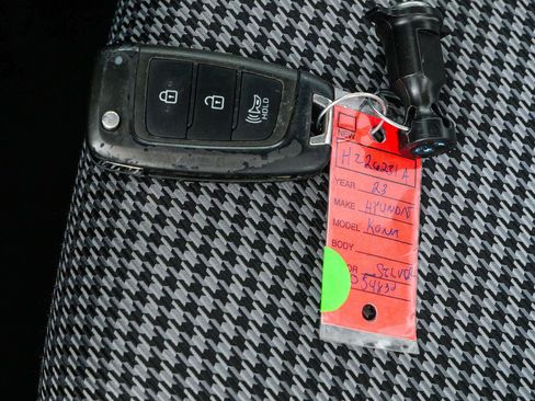 Used 2023 Hyundai Kona SE FWD image 42