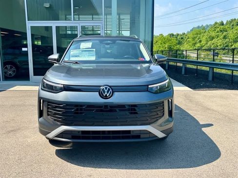 New 2025 Volkswagen Tiguan S image 3