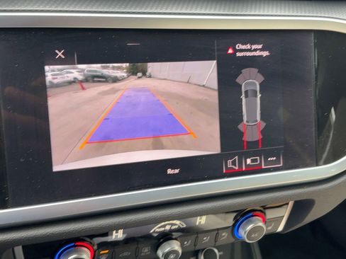 Used 2021 Audi Q3 2.0T Premium Plus w/ Premium Plus Package image 24