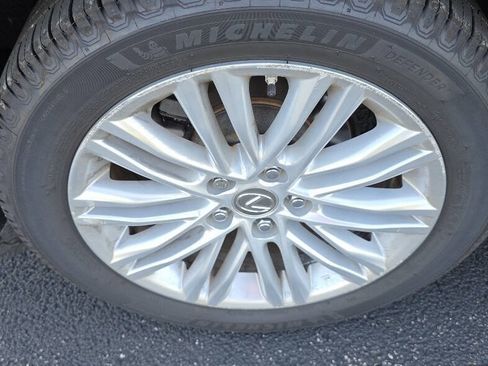 Used 2013 Lexus ES 350 w/ Premium Pkg FWD image 29