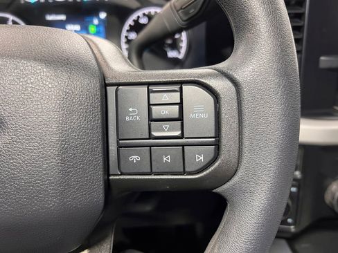 Used 2025 Ford F350 XLT image 9