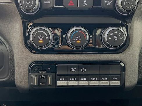 New 2026 RAM 4500 Tradesman w/ Chrome Appearance Group AWD/4WD image 15