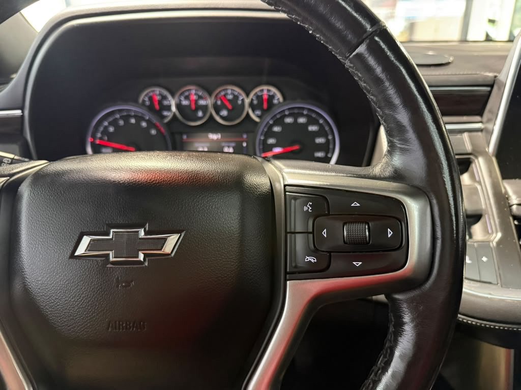 Used 2021 Chevrolet Suburban Z71 w/ Luxury Package AWD/4WD image 14