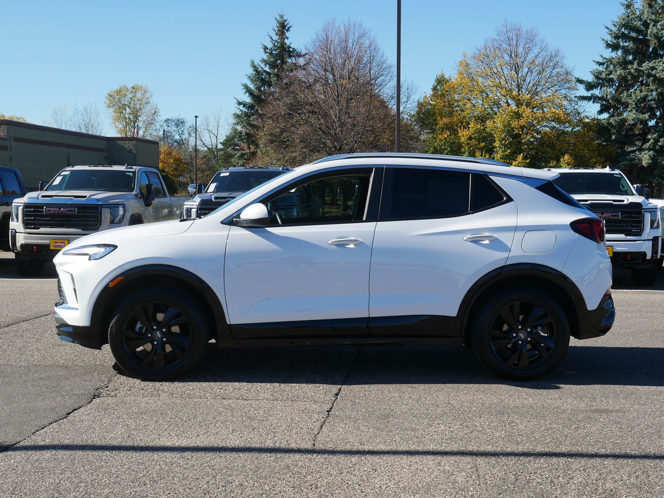 Used 2024 Buick Encore GX Sport Touring w/ Comfort Package AWD/4WD image 4