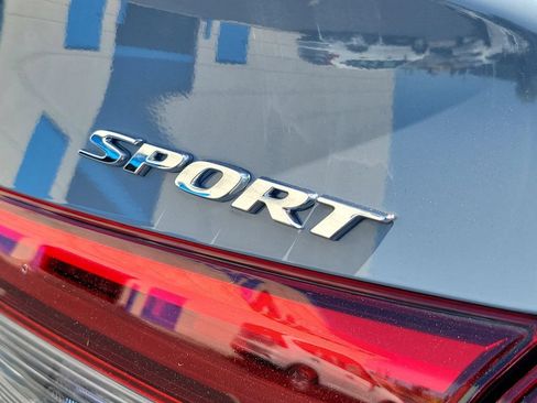 Certified 2024 Honda Civic Sport image 9