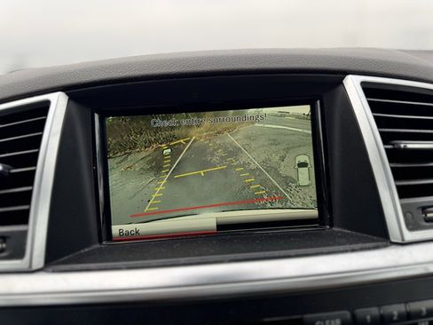 Used 2013 Mercedes-Benz ML 350 4MATIC image 26