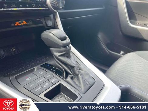 Certified 2024 Toyota RAV4 XLE AWD/4WD image 31