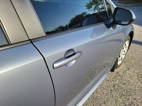 Used 2025 Toyota Corolla LE image 28